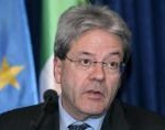 Italian Foreign Minister Paolo Gentiloni speaks during a news conference in Arbil